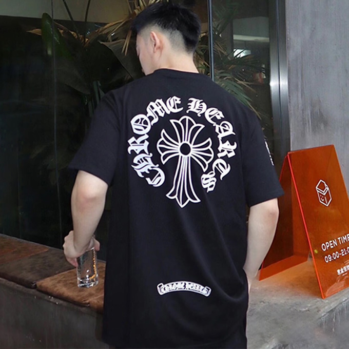 chrome hearts cross graphic pocket short sleeve t-shirt